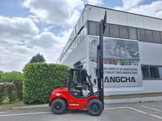 Carrelli elevatori fuoristrada Hangcha TT25-4