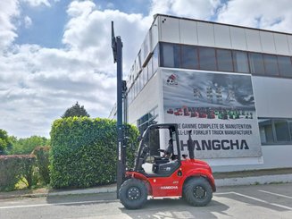 Carrelli elevatori fuoristrada Hangcha TT25-4