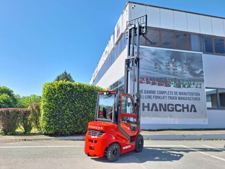 Carrello elevatore frontale a 4 ruote Hangcha XF25D-2