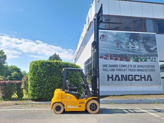 Carrello elevatore frontale a 4 ruote Hangcha XE25i