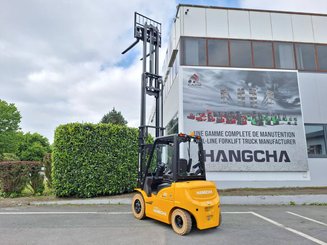 Carrello elevatore frontale a 4 ruote Hangcha XE25i