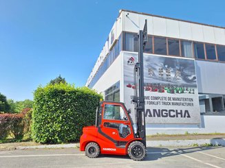 Carrello elevatore frontale a 4 ruote Hangcha XF35D-2 (CPCD35-X2H7F1)
