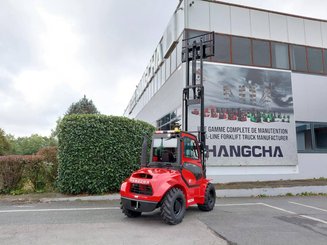 Carrelli elevatori fuoristrada Hangcha TT18-4