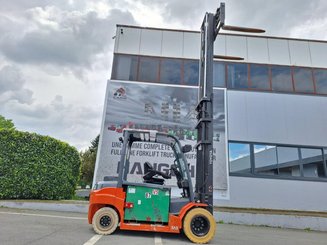 Carrello elevatore frontale a 4 ruote Toyota 8FBMT50 - 9