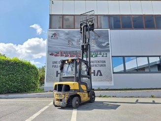 Carrello elevatore frontale a 4 ruote Yale GDP25VX