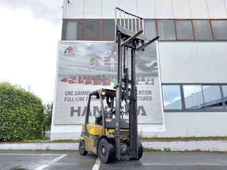 Carrello elevatore frontale a 4 ruote Yale GDP20VX