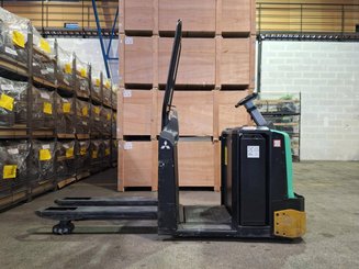Carrelli commissionatori Mitsubishi OPB20N2