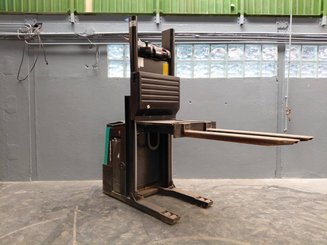 Carrelli commissionatori Mitsubishi OPBL10N