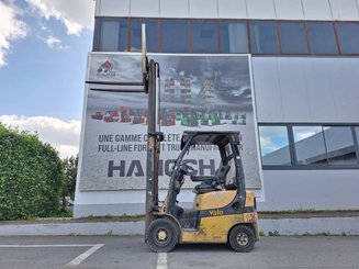 Carrello elevatore frontale a 4 ruote Yale gdp16vx