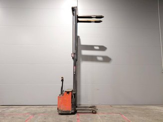 Stoccatori guida in accompagnamento STILL EGV14 - 8
