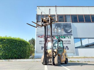Carrello elevatore frontale a 4 ruote Caterpillar DP40N