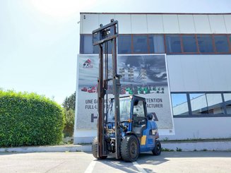 Carrello elevatore frontale a 4 ruote Caterpillar GP50NTD