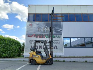 Carrello elevatore frontale a 4 ruote Caterpillar GP18N