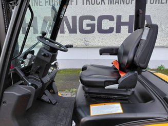 Carrello elevatore frontale a 4 ruote Hangcha XE15i (CPD15-XEY2HA-SI)