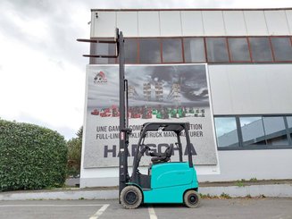 Carrello elevatore frontale a 4 ruote Hyster J2.50XM