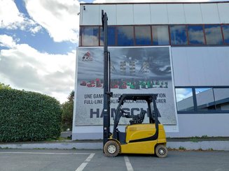 Carrello elevatore frontale a 4 ruote Yale ERP25VL