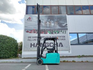 Carrello elevatore frontale a 3 ruote Hyster J160XNT