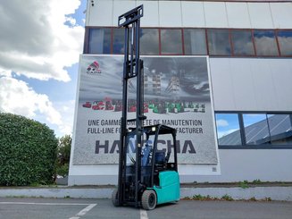 Carrello elevatore frontale a 3 ruote Hyster J160XNT