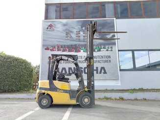 Carrello elevatore frontale a 4 ruote Yale GDP25VX