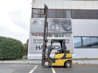 Carrello elevatore frontale a 4 ruote Yale GLP25VX