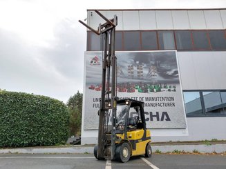 Carrello elevatore frontale a 4 ruote Yale GLP25VX