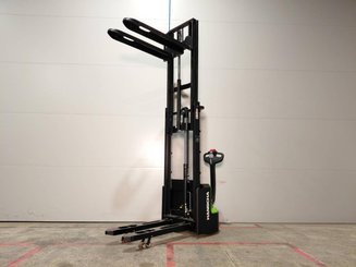 Stoccatori guida in accompagnamento Hangcha CDD12-AMC2-Li