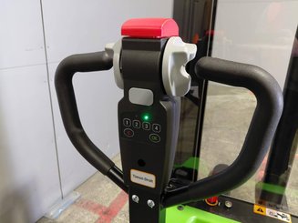 Stoccatori guida in accompagnamento Hangcha CDD15-A2MC2-ISZ