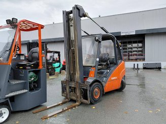 Carrello elevatore frontale a 4 ruote Fenwick H30D - 1