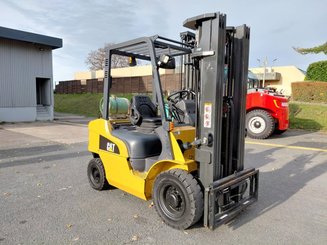 Carrello elevatore frontale a 4 ruote Caterpillar GP25N