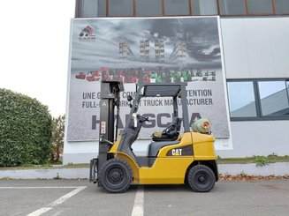 Carrello elevatore frontale a 4 ruote Caterpillar GP25N - 2