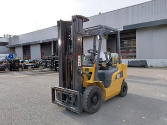 Carrello elevatore frontale a 4 ruote Caterpillar GP25N