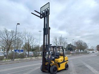 Carrello elevatore frontale a 4 ruote Yale GLP40 VX