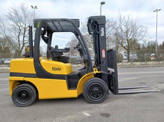 Carrello elevatore frontale a 4 ruote Yale GLP40 VX