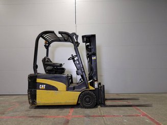 Carrello elevatore frontale a 3 ruote Caterpillar EP18NT - 5