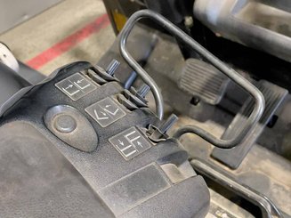 Carrello elevatore frontale a 3 ruote Caterpillar EP18NT - 8