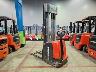 Stoccatori guida in accompagnamento Hangcha CDD20-AC1 - 3