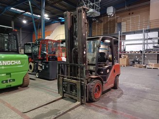 Carrello elevatore frontale a 4 ruote Hangcha XF35G