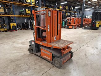Navicella a gruppo di sollevamento verticale JLG TOUCAN DUO
