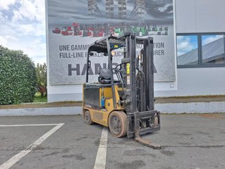 Carrello elevatore frontale a 4 ruote Caterpillar EC25N
