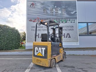 Carrello elevatore frontale a 4 ruote Caterpillar EC25N