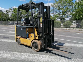 Carrello elevatore frontale a 4 ruote Caterpillar EC25N - 1