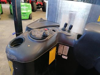 Stoccatori con pedana Caterpillar NSR20N
