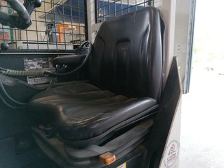 Carrello elevatore laterale multidirezionale Combilift ESA30