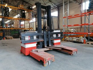Carrello elevatore laterale multidirezionale Combilift ESA30