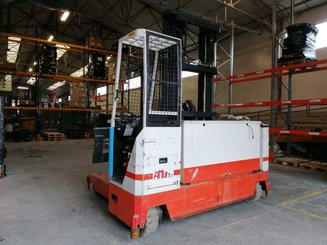 Carrello elevatore laterale multidirezionale Combilift ESA30 - 3