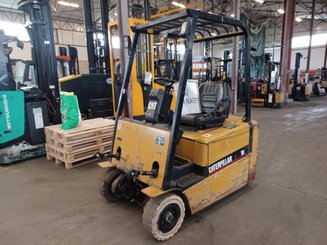 Carrello elevatore frontale a 3 ruote Caterpillar EP18KT - 1