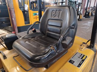 Carrello elevatore frontale a 3 ruote Caterpillar EP18KT - 4