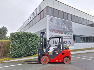 Carrello elevatore frontale a 4 ruote Hangcha XF25G
