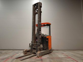 Carrelli retrattili BT RRE 160 - 2