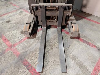 Carrelli retrattili BT RRE 160